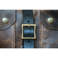 Roughneck Duffel - antique brass buckle details